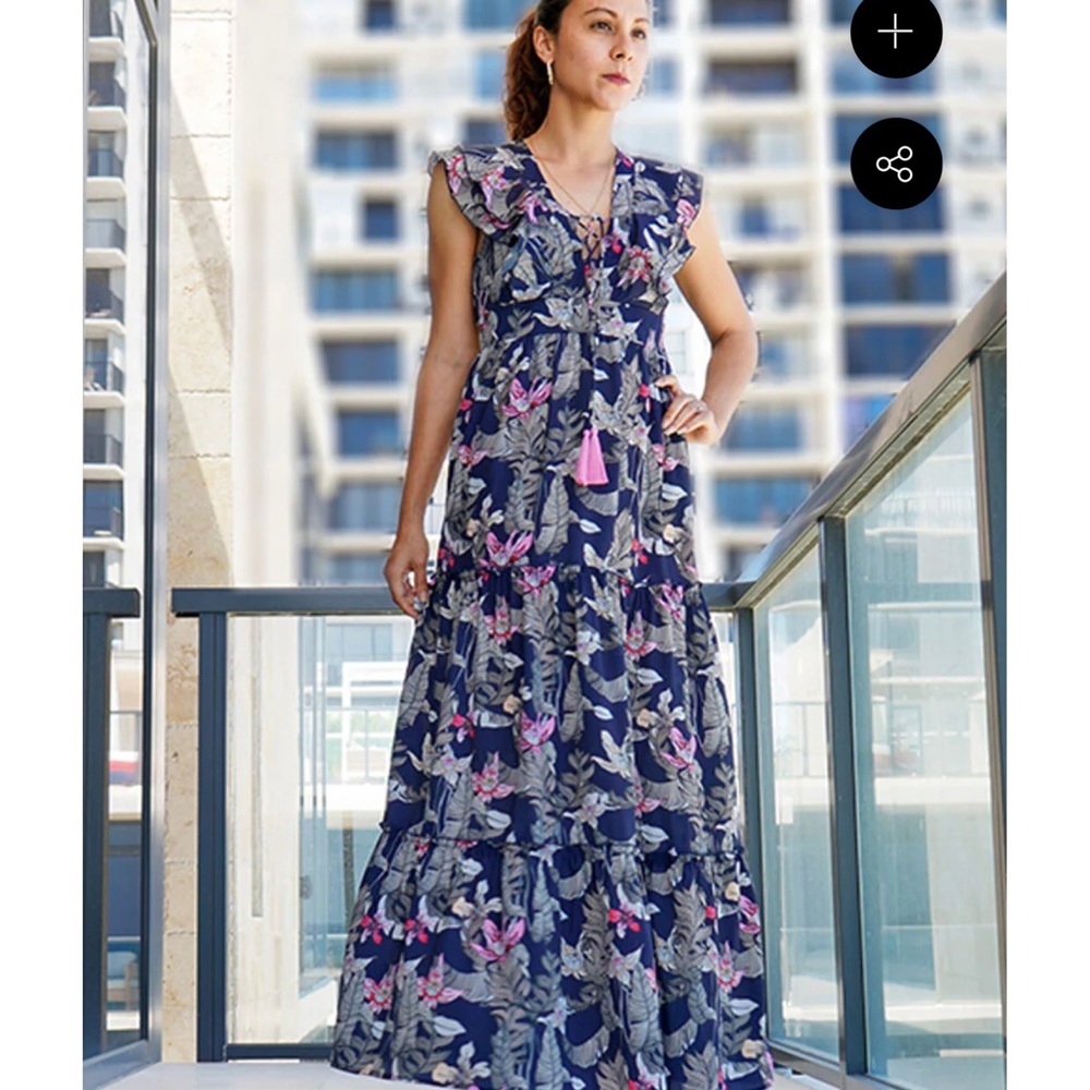 Brand New Maui Nights Maxi Dress - size XL